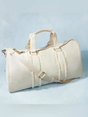 NWT Stoney Clover sold out Lane winter white sherpa trimmed Weekender duffle bag